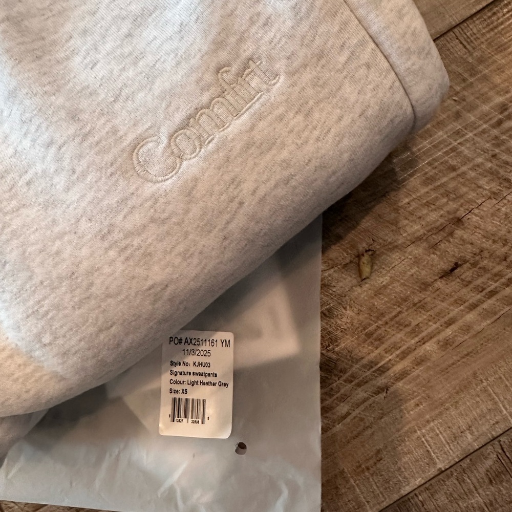 XS Light Gray Sweatpants - Comfrt Fleece Bottoms - Picture 2 of 3